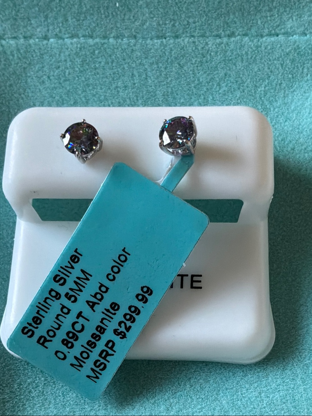 Sterling Silver Moissanite Round Stud Earrings - Iridescent